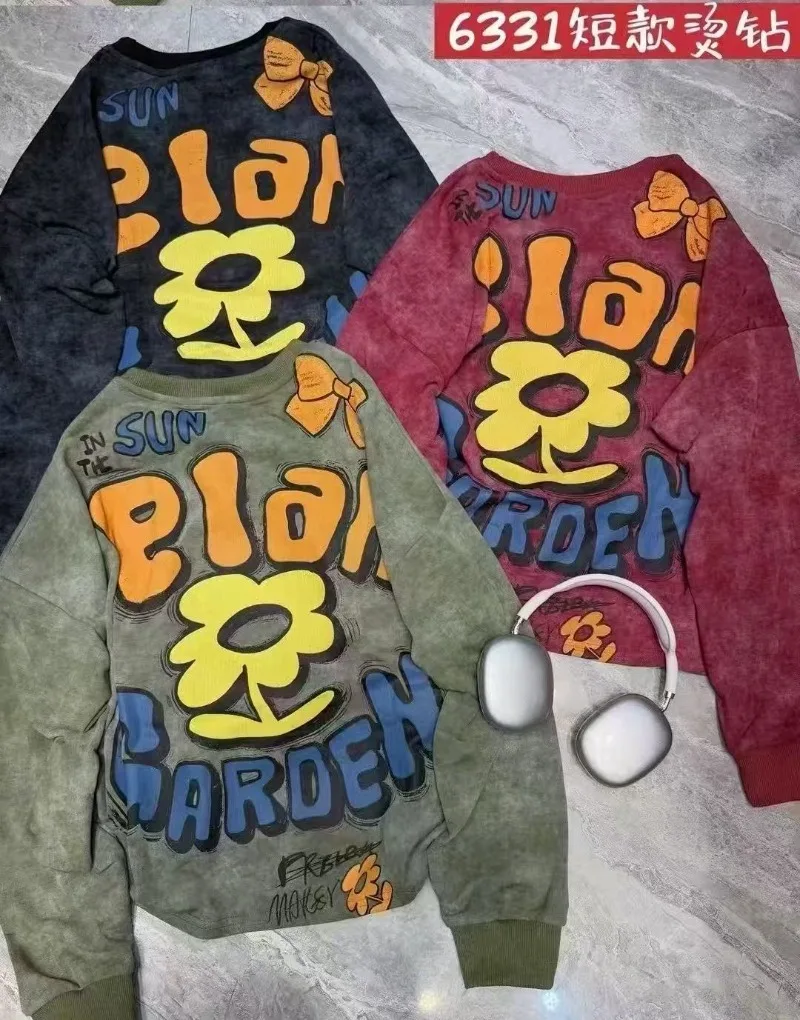 Y2k Short Oversized O-neck Hoodies Pullover Women's Fashion Letter Patch Graffiti Loose Casual Hooded Sweatshirt Kawaii Clothes