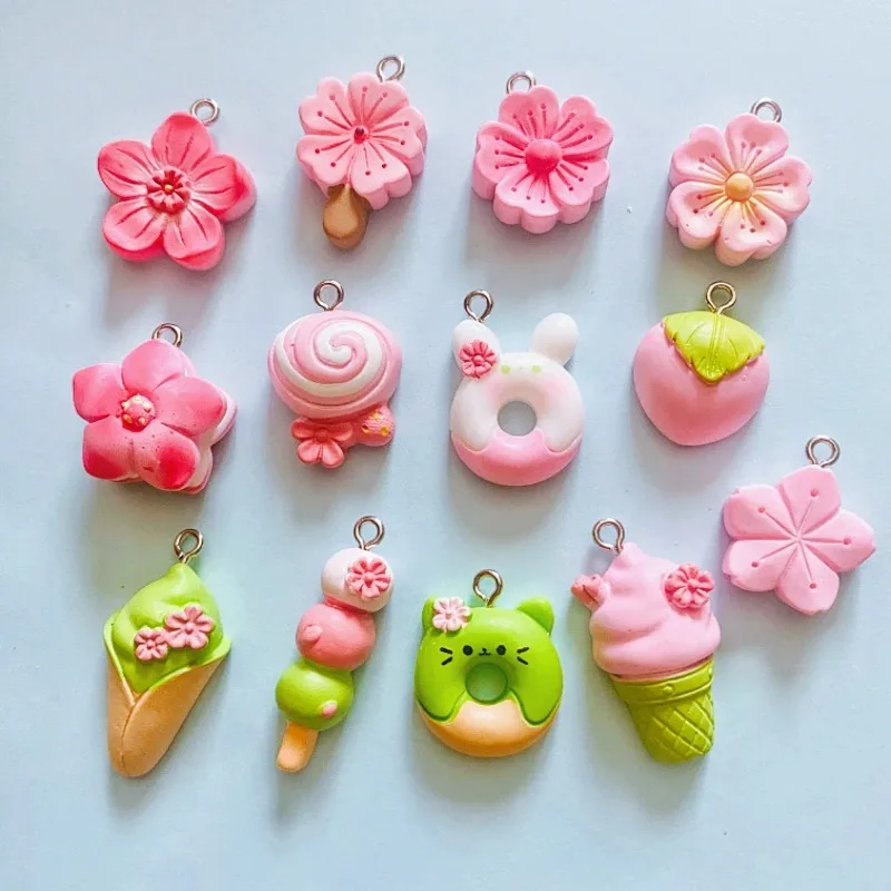10Pcs Cat Bread Flower Resin Charms for DIY Jewellery Making