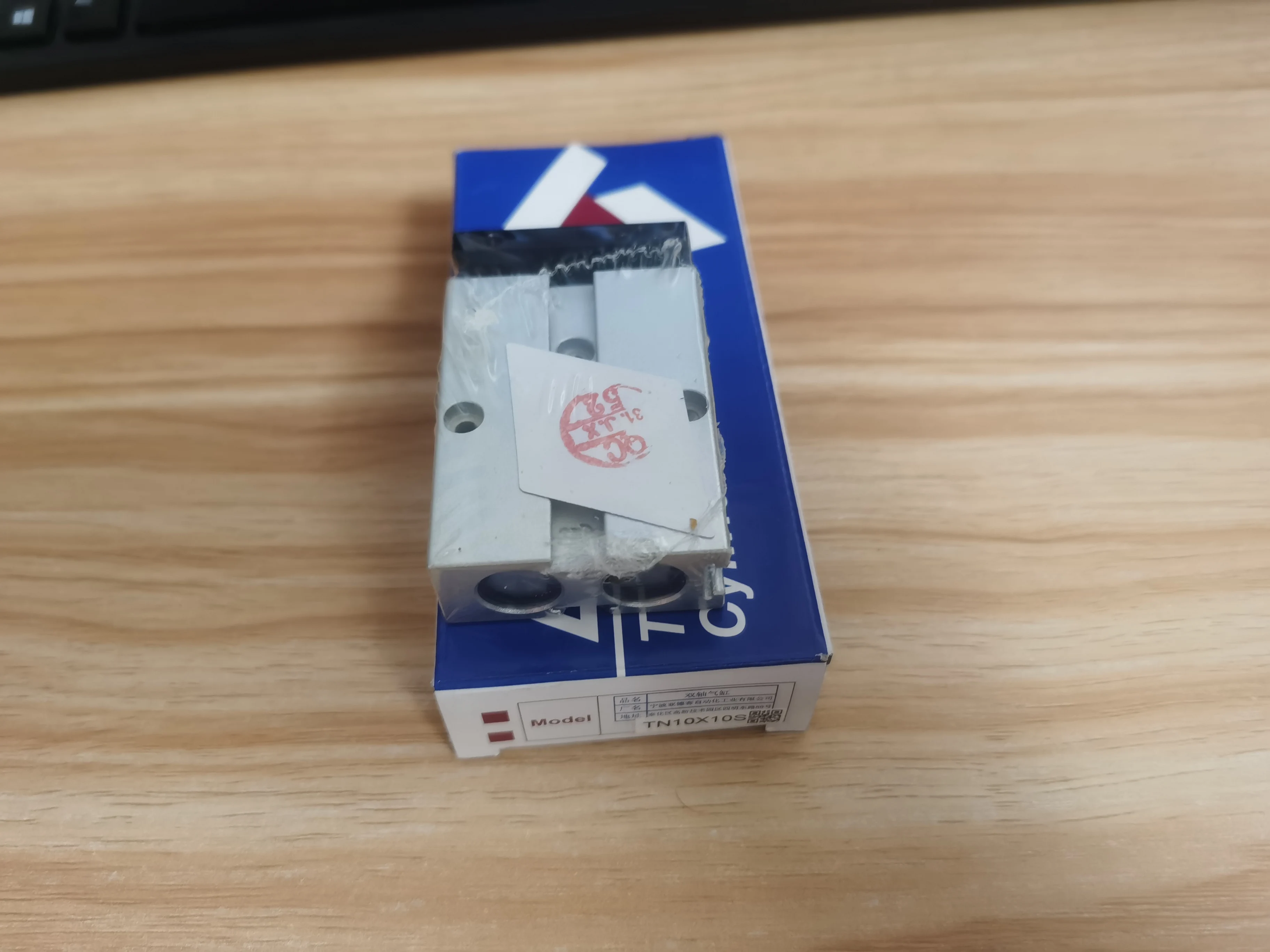 1PCS New AirTAC TN10x10-S TN10x10S  Cylinder