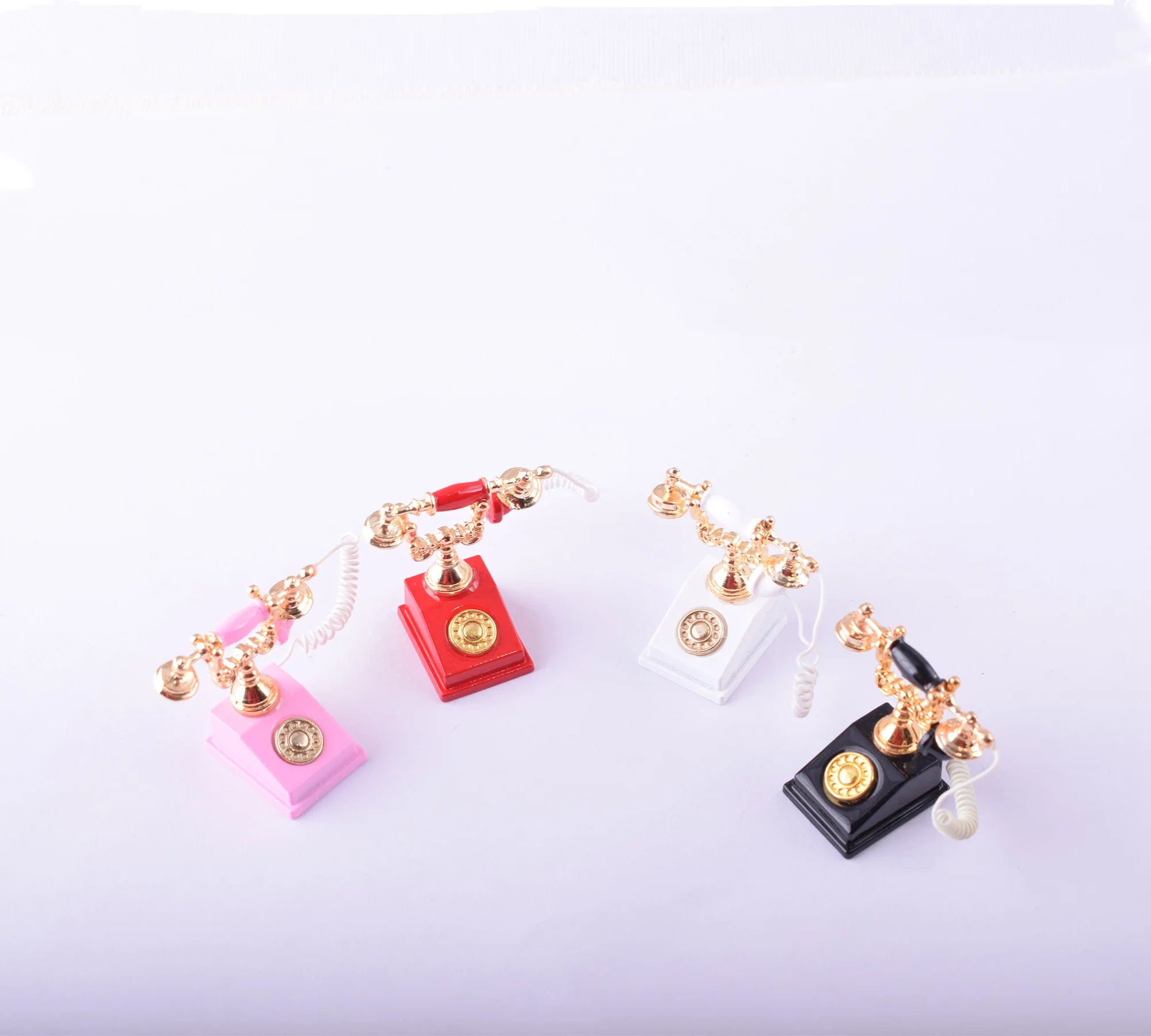 Doll HouseMiniature Accessories Retro Children's Phone Toy Phone Gramophone Wall Mount Phone Emulated Telephone Toys