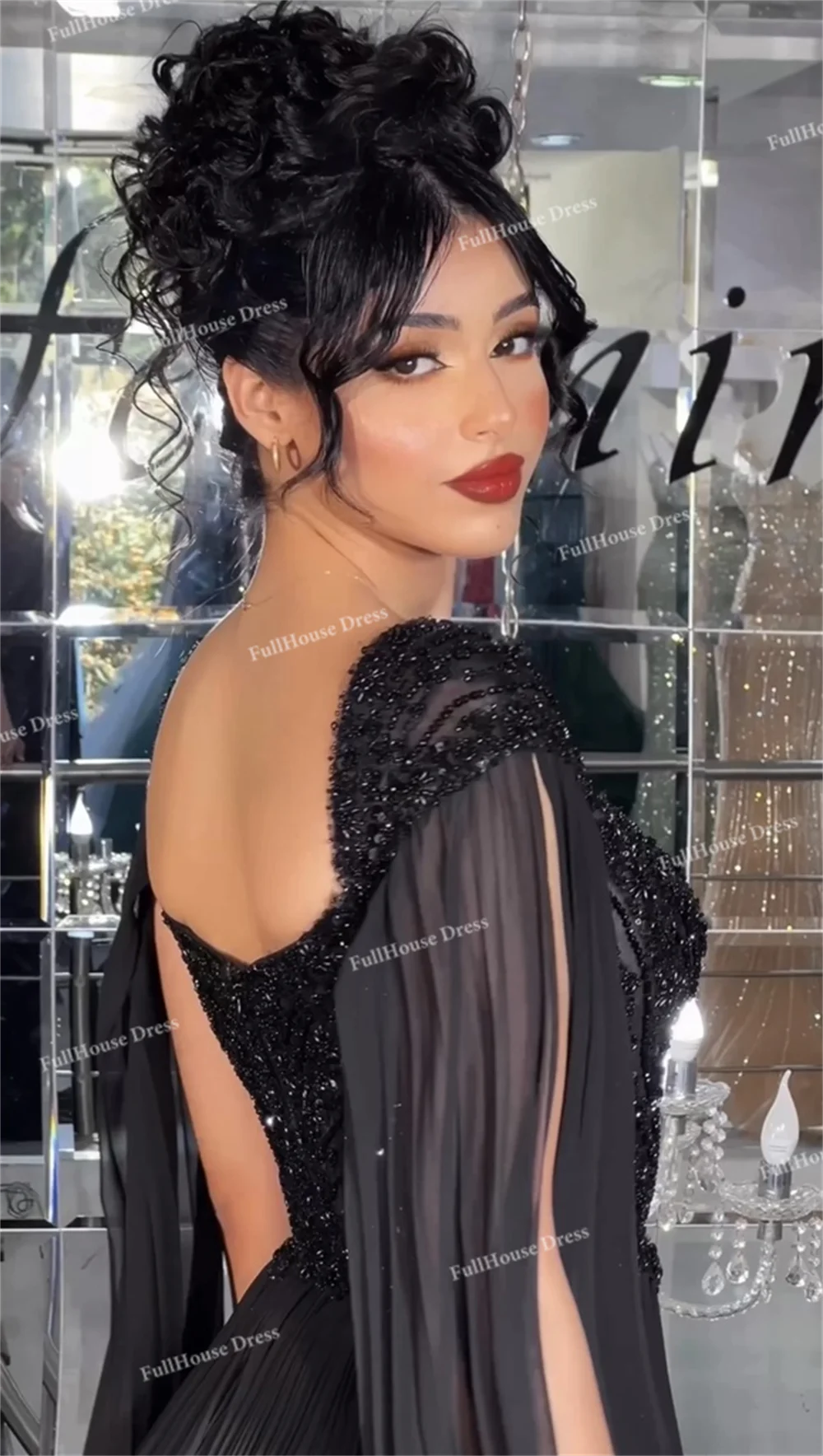 Vestido de noche plisado de gasa con cuello en V negro hecho a medida, vestido de noche sin espalda hasta el suelo con cuentas, vestido saudí brillante con tren de barrido