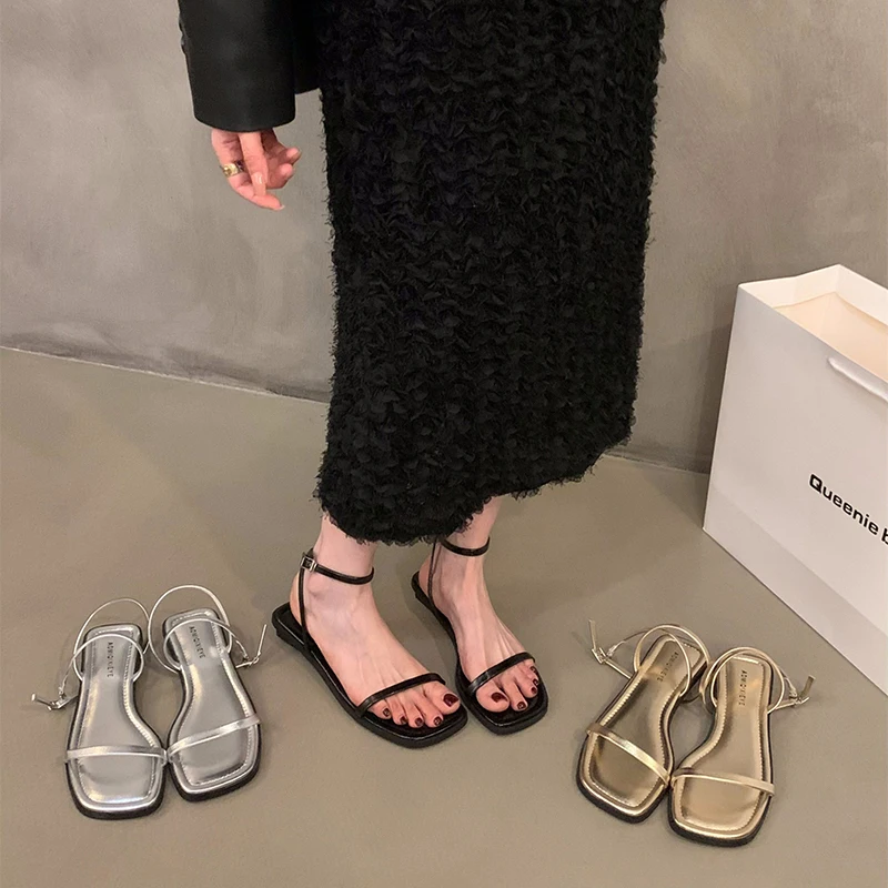 Retro Woman Shoes Beach Sandals Buckle Strap Suit Female Beige 2024 Summer Original Comfort Flat Fashion Black Gladiator Girls O