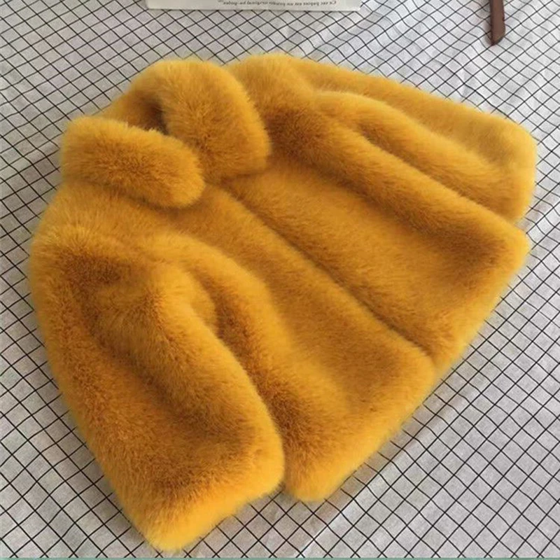 

Cotton Thickened Warm Faux Fur Coat for Girls Children Baby Turn Down Collar Plush Cold Resistant Autumn and Winter Coat TR397