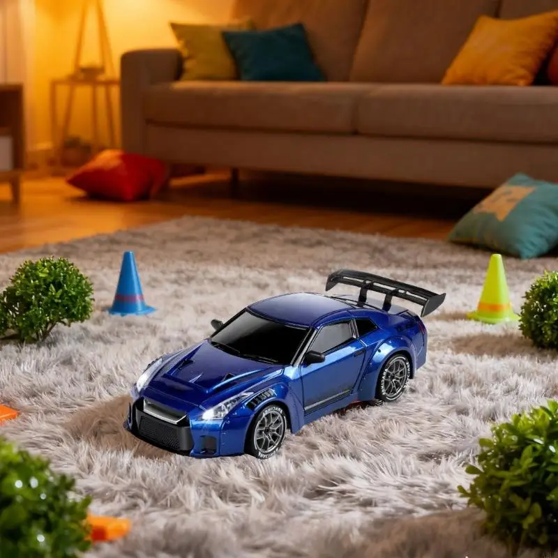 Xe Drift có đèn LED tuyệt đẹp được thiết kế để lái xe ban đêm và những cú vẫy đuôi thú vị với lớp hoàn thiện màu xám kiểu dáng