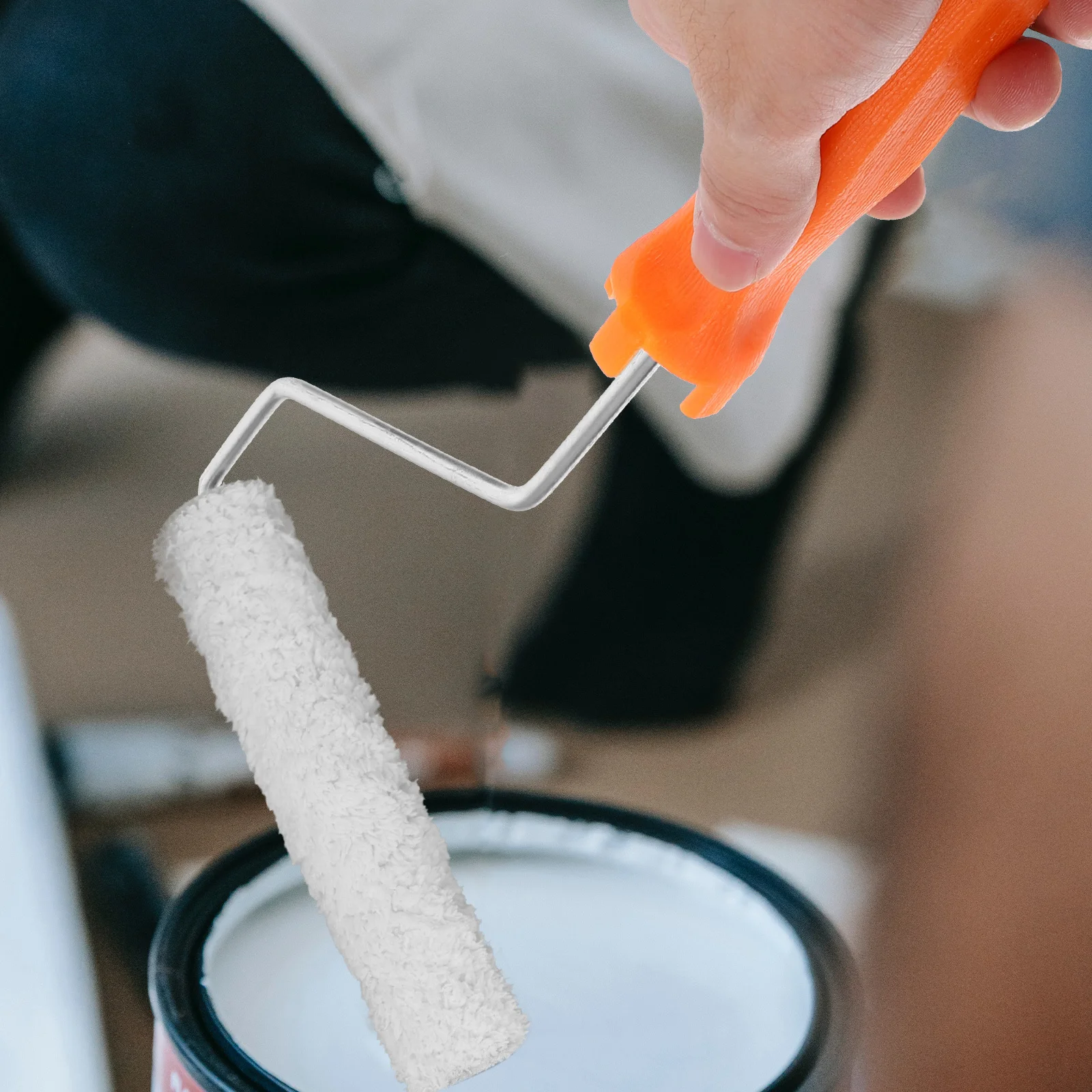 

Defoaming Brush with Spiked Roller for Smooth Cement Surface Self Leveling Screed Spiked Roller Bubble Remove Device Part