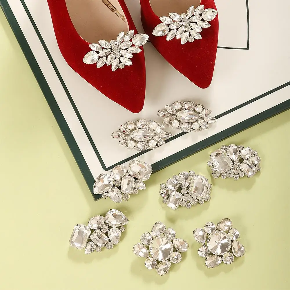

Shiny Shoes Clips Useful Clip Shoe Accessory Mental Shoe Buckle Women High Heel Supplies Pearl Rhinestone Decor Small Button
