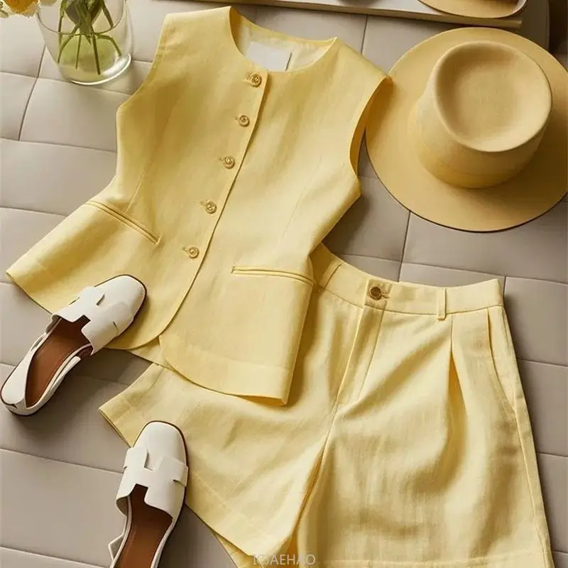 

2025 Office Lady New Fashion Single Breasted Solid Color Suits Women Sleeveless Vest Top+High Waist Shorts 2-Piece Sets Summer