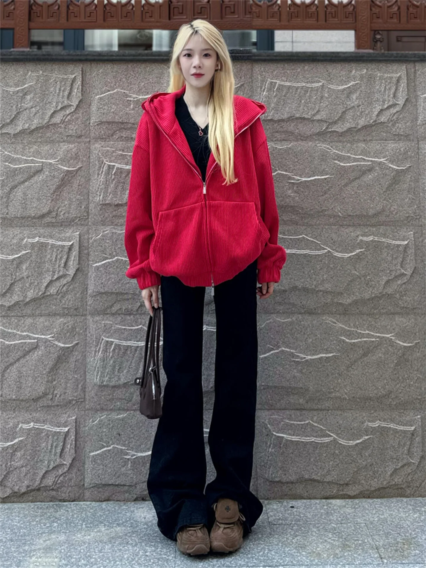 

Американские джинсы-клеш с низкой посадкой в уличном стиле, женские свободные брюки не-лосины с высокой талией, удлиненные повседневные брюки из смесового хлопка для весны