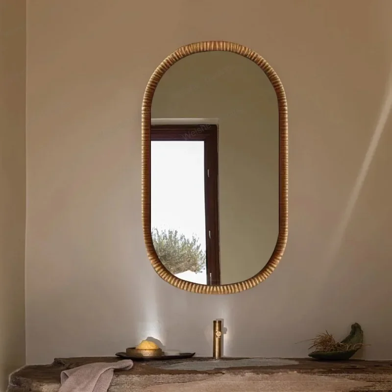 Retro bathroom mirror wall-mounted oval bathroom smart mirror French Nanyang villa style decorative mirror