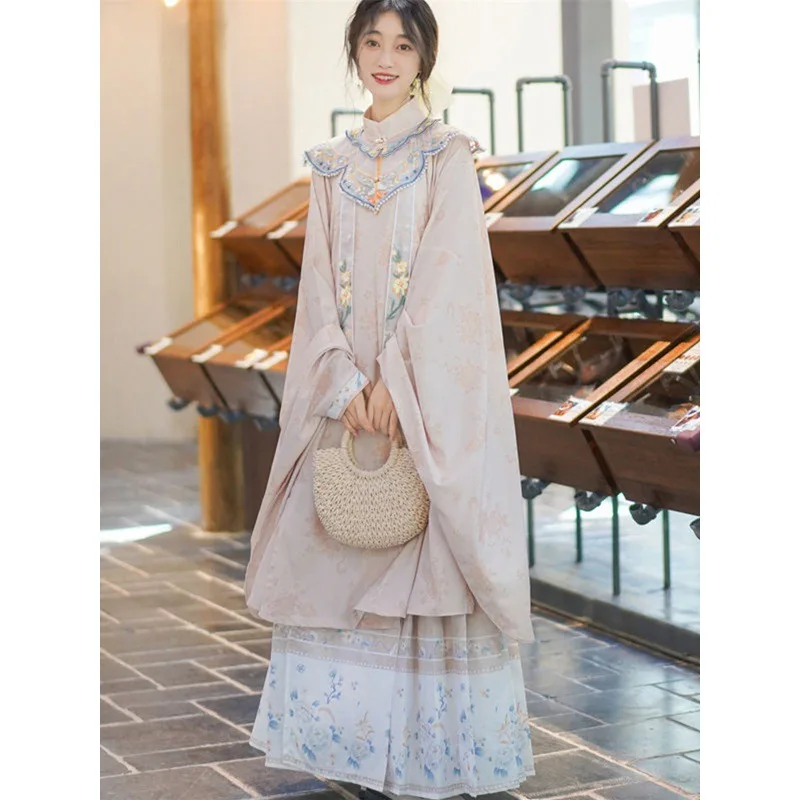 

Оригинальный женский комплект Hanfu Ming Dynas: длинное платье с вышивкой на плечах, повседневный наряд для весны, лета и осени, очень романтичный.