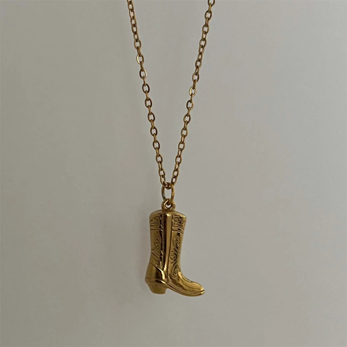 Stainless steel denim boots, pendant necklace, retro style jewelry, vacuum plated 18k real gold in the furnace