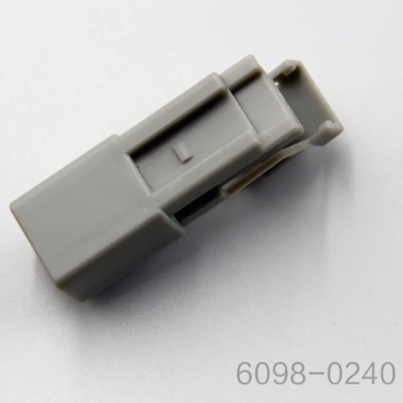 

30PCS Original Genuine Connector 6098-0240 For Car Smart Electronic Devices