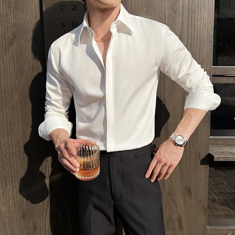 Męska koszula z ukrytą klapką - błękitna, biznesowa, casualowa, slim fit, ostre kołnierzyki, bez zmarszczek, wysokiej jakości wygląd, oddychająca
