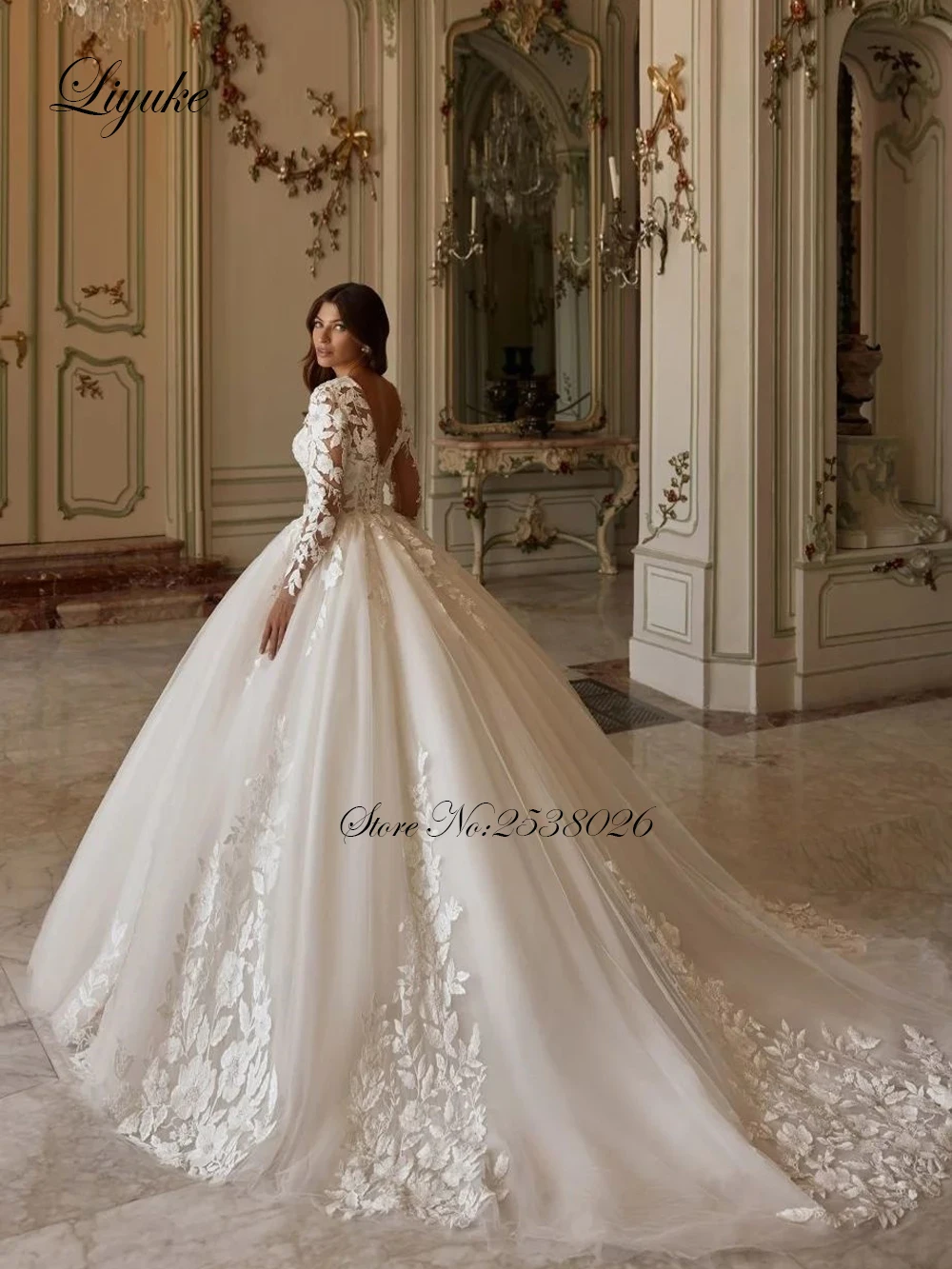 Liyuke Customize Exquisite Aplliques Lace Princess Wedding Dress Stunning Tulle Beading Lace Illsion Neck Bridal Gowns