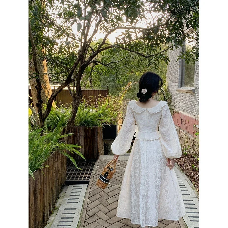 레트로 궁전 스타일 루즈핏 솔리드 컬러 드레스 러플 디자인 2025 봄 가을 프렌치 감성 롱 스커트