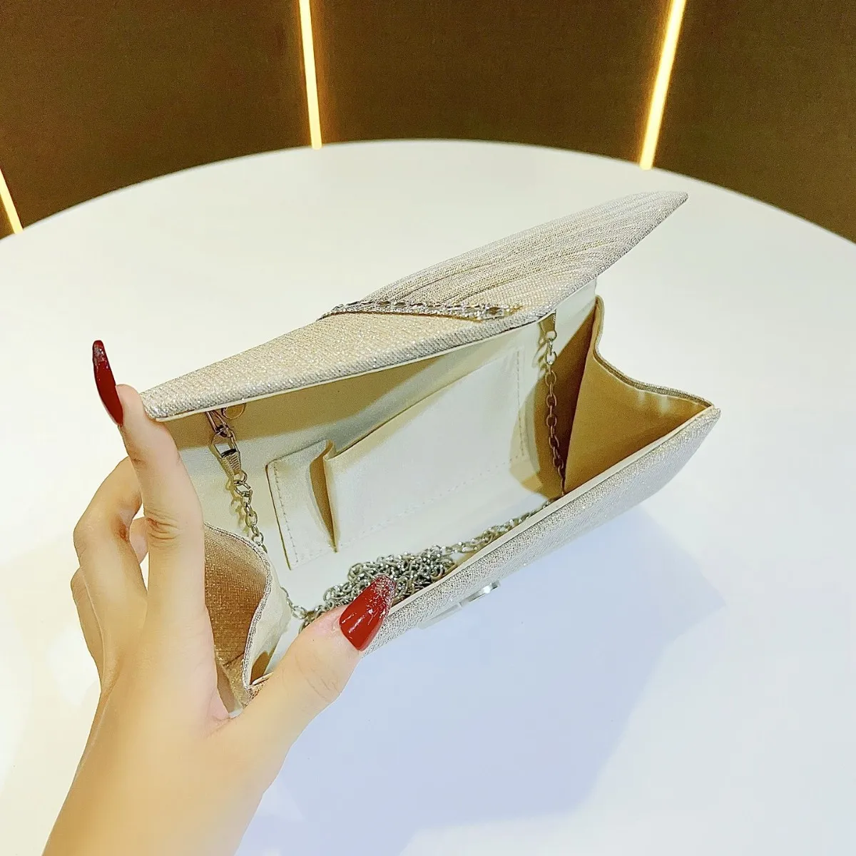 Elegant Women’s Rhinestone Clutch Long Chain Purse Shiny Envelope Evening Bag Luxury Wedding Party Dinner Handbag Fashion Tote