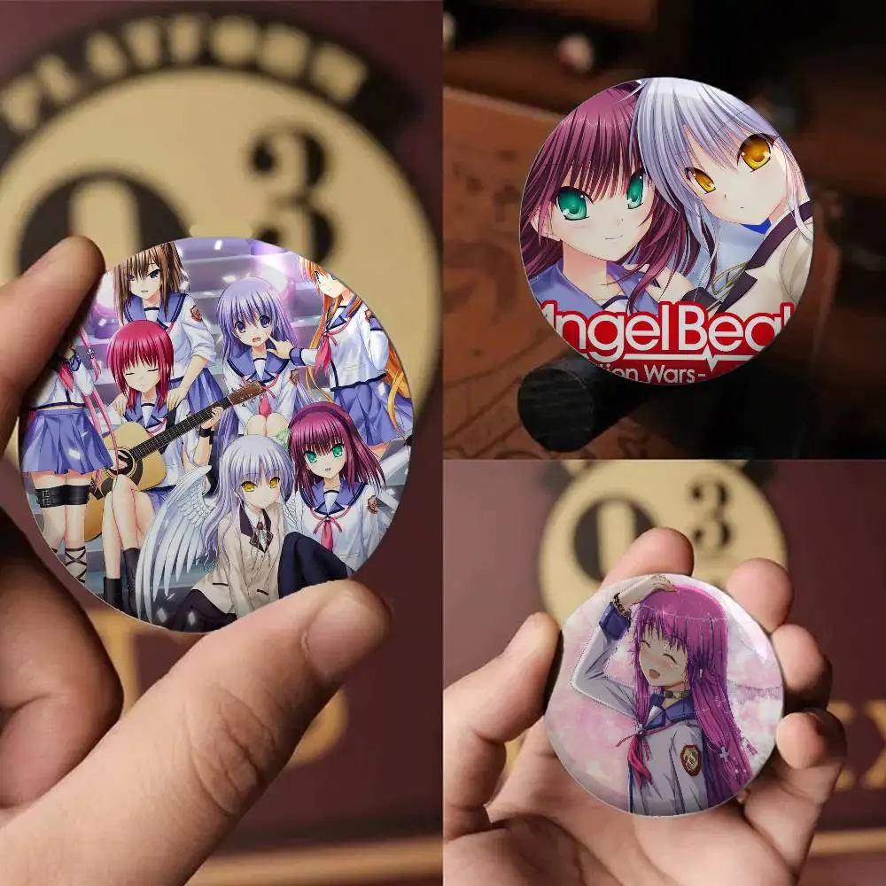 ¡El ángel bate! Insignias Anine, insignia láser redonda de Anime, broche de dibujos animados, ropa, mochila, accesorios, solapa