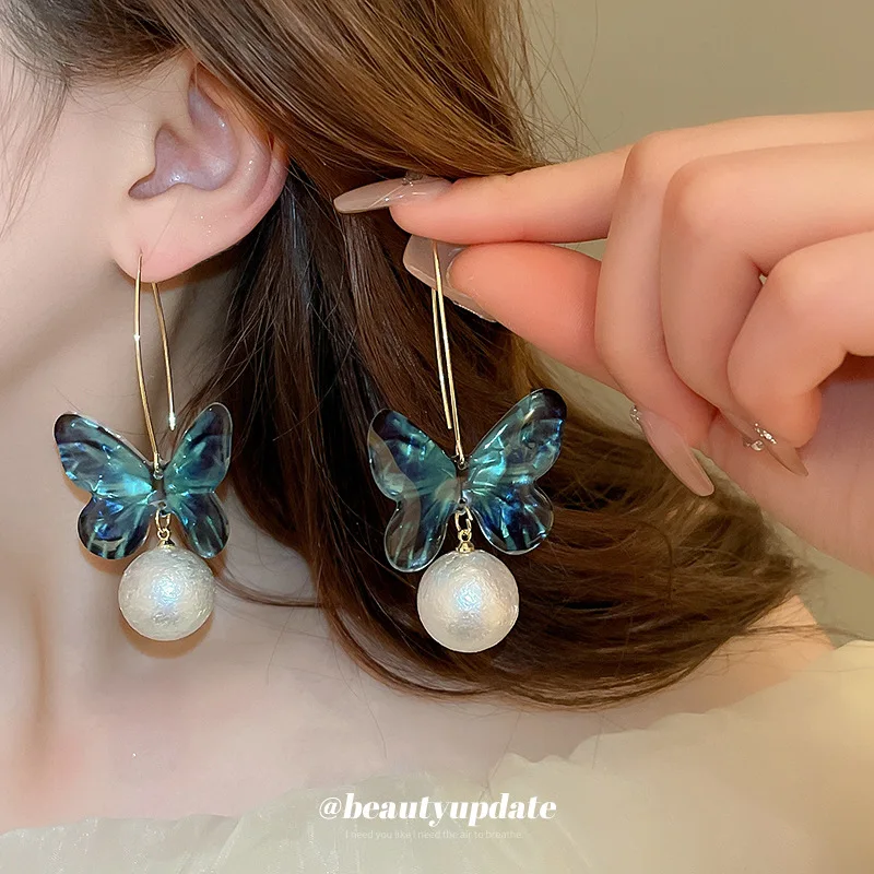 Pretty Blue Enamel Butterfly Pearl Pendant Earrings For Women Exquisite Elegant Ear Hooks Charm Wedding Party Lady Earrings Gift