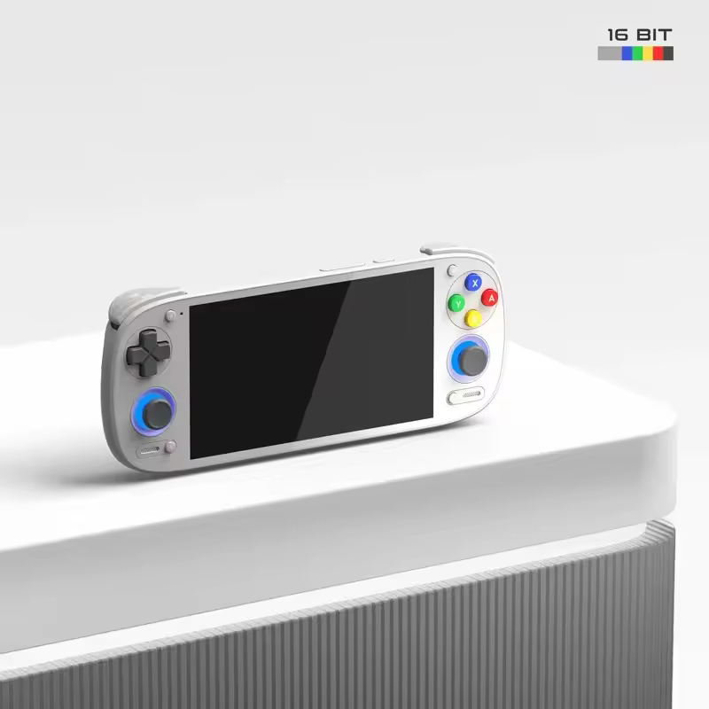 Retroid Pocket 5 console portatile con schermo AMOLED