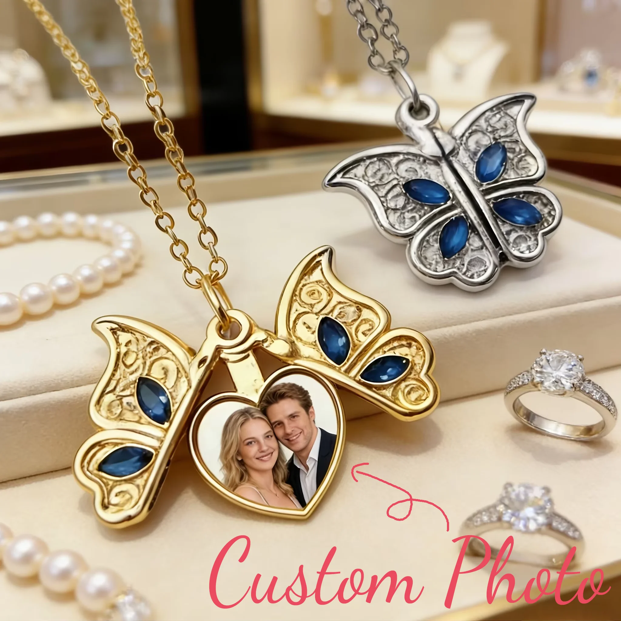 Customized Photo Butterfly-shaped Locket Necklace Heart-shaped Photo Pendant Creative Personalized Souvenir Gift for Loved Ones
