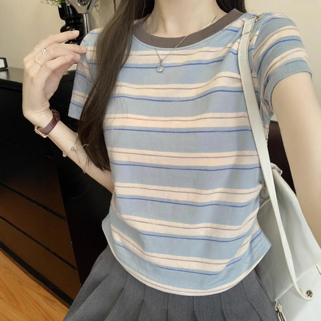 Striped Korean FAshion T-shirts Women Tops Korean Fashion Y2K Tees Shirts Vintage Japanese Gothic Cheap Clothes Woman Tshirts