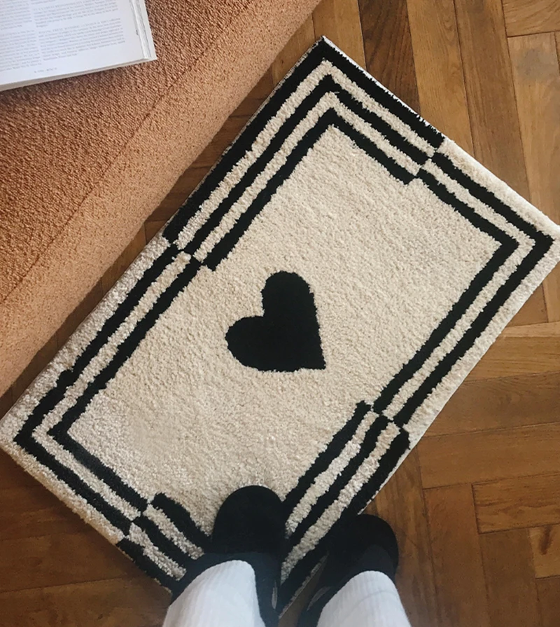 

Black White Heart Tufted Carpet Mat Soft Fluffy Thick Tuftting Room Entry DoorMat Anti-slip Rug Entrance Floor Mat