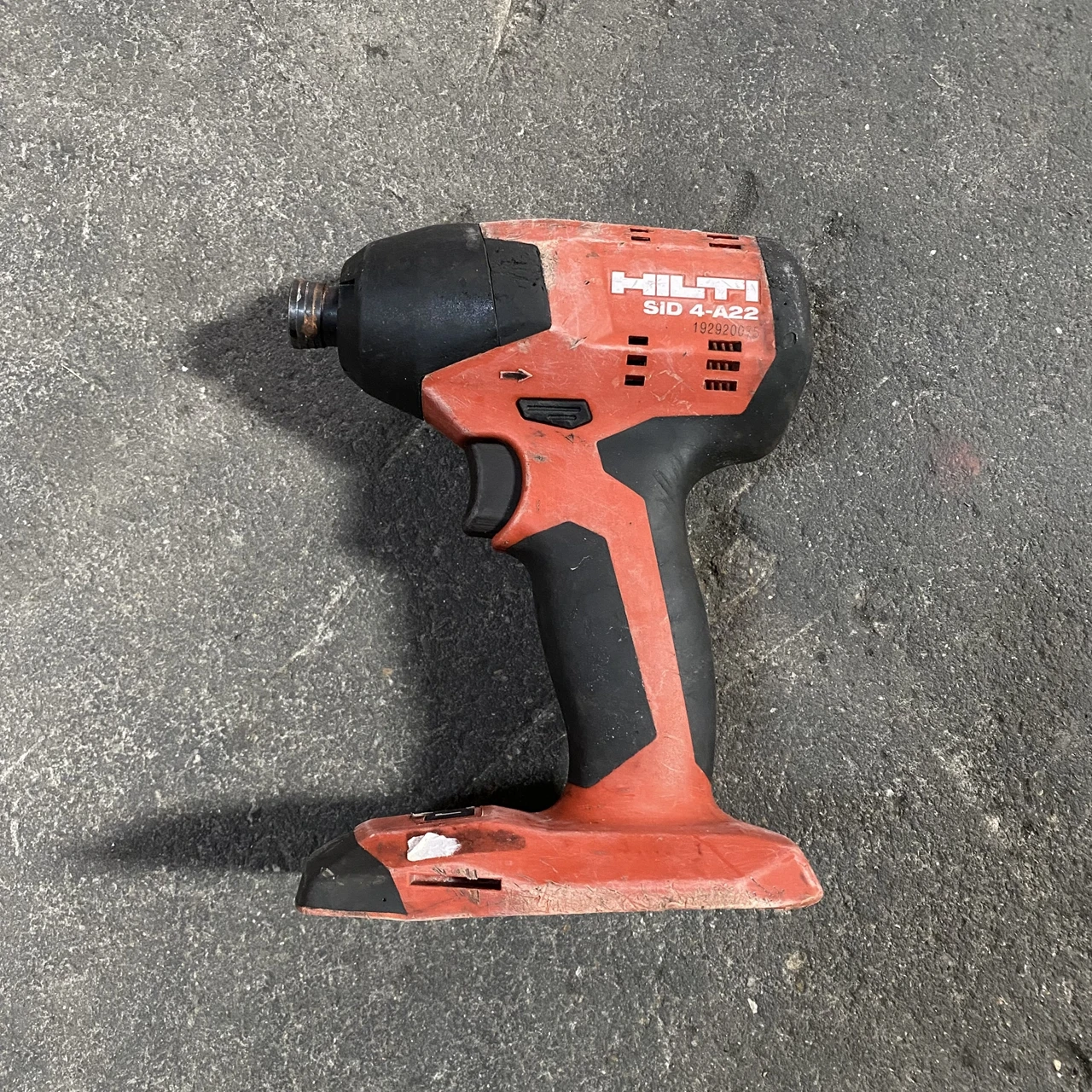 HILTI SID4-A22 21.6V 1/4 Hex Cordless Impact Driver Bare Tool 3500IPM SID 4-A22 Second hand, BODY ONLY