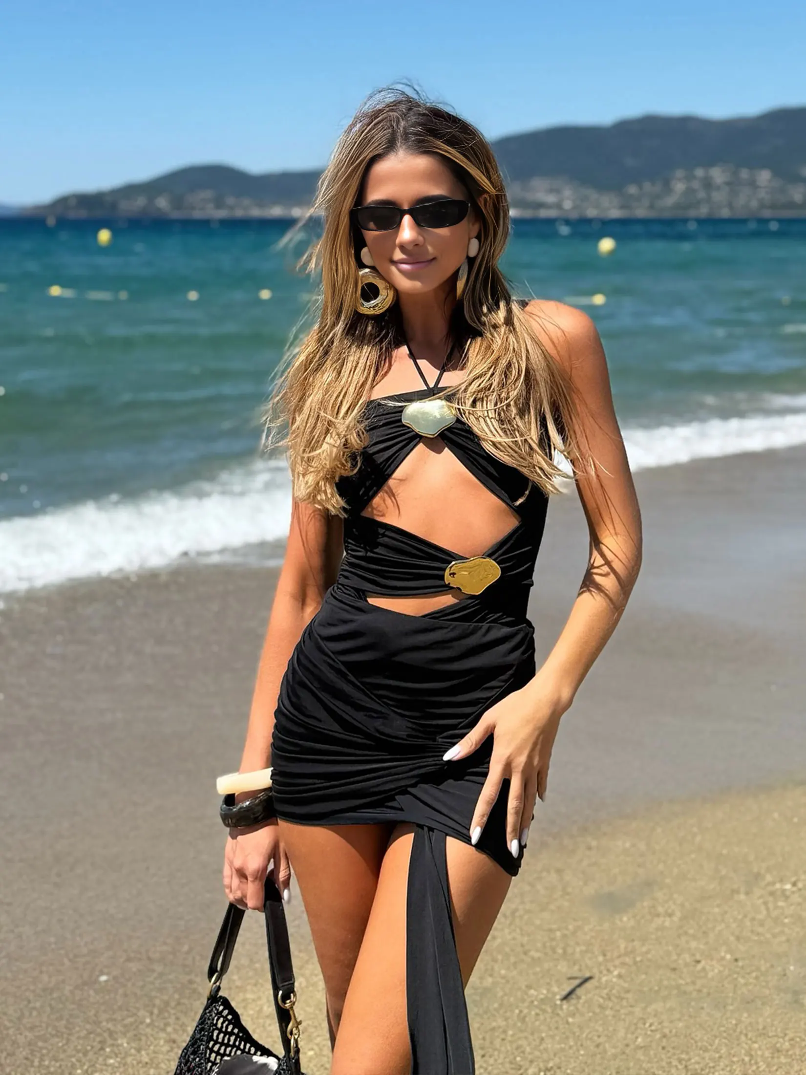 

Black Cut-Out One Piece Swimsuit with Mini Skirt Coverup Halter Neck Monokini Beachwear 2025 Bathing Suit Brazil Biquini S445