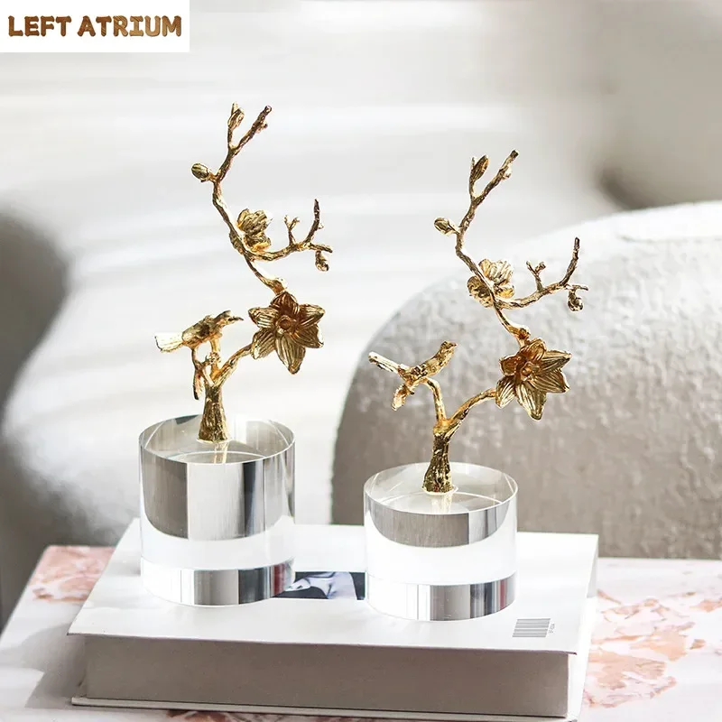 

Golden Branches and Birds Ornaments Crystal Base Desk Decoration Crafts Gold-plated Flower and Bird Statue Room Aesthetic Decor