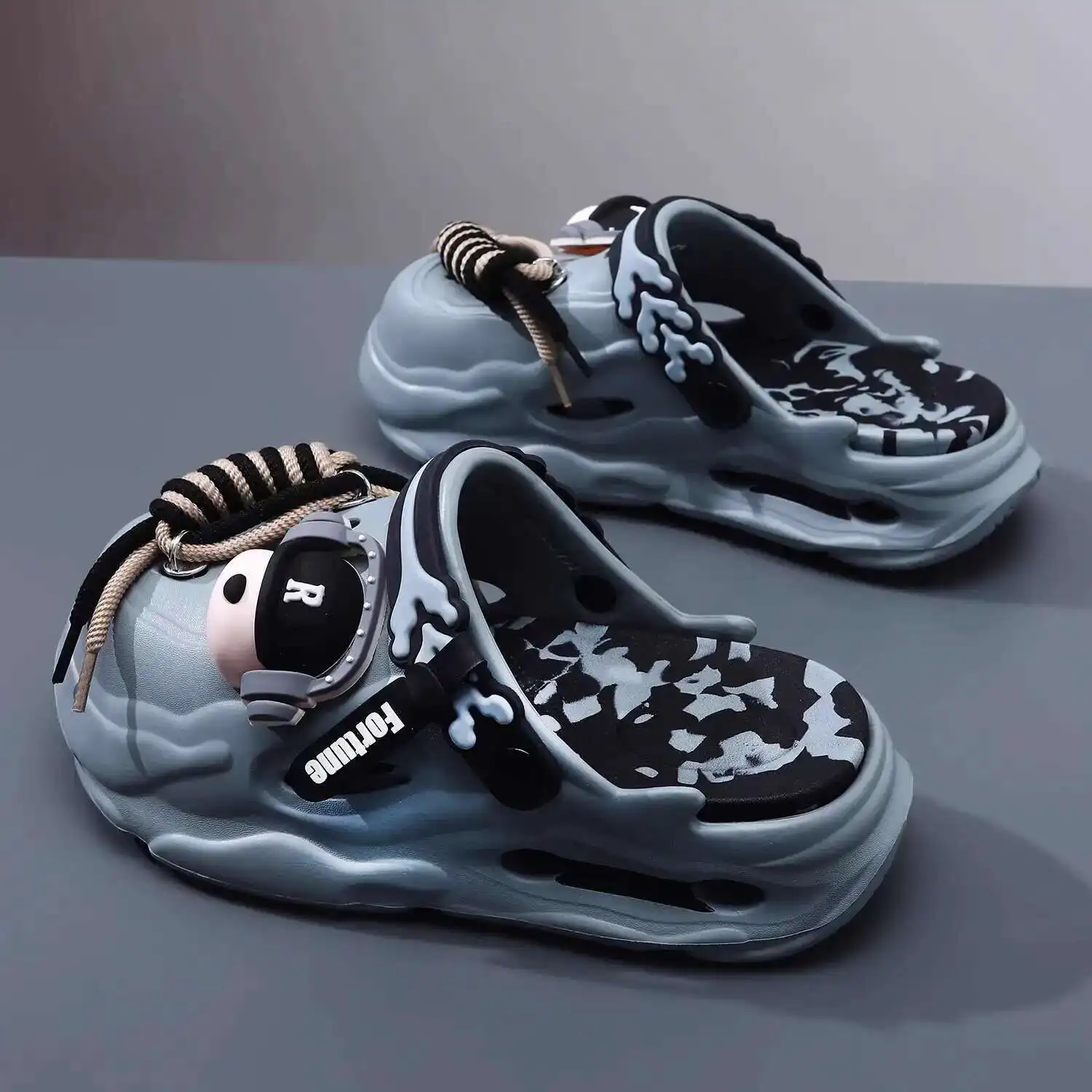 

Men's Summer Punk Thick-Soled Clog Sandals Garden Shoes Hollow Out Slippers Dual-Use Beach Casual Women Sandals