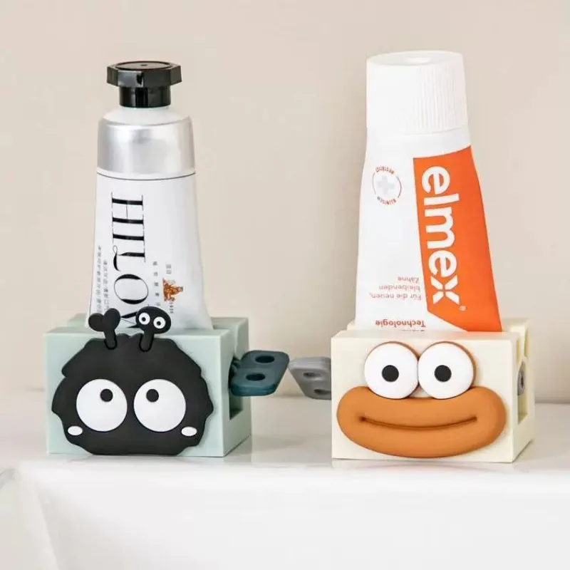 1PC Cartoon Manual Squeezers Toothpaste Home Bathroom Facial
