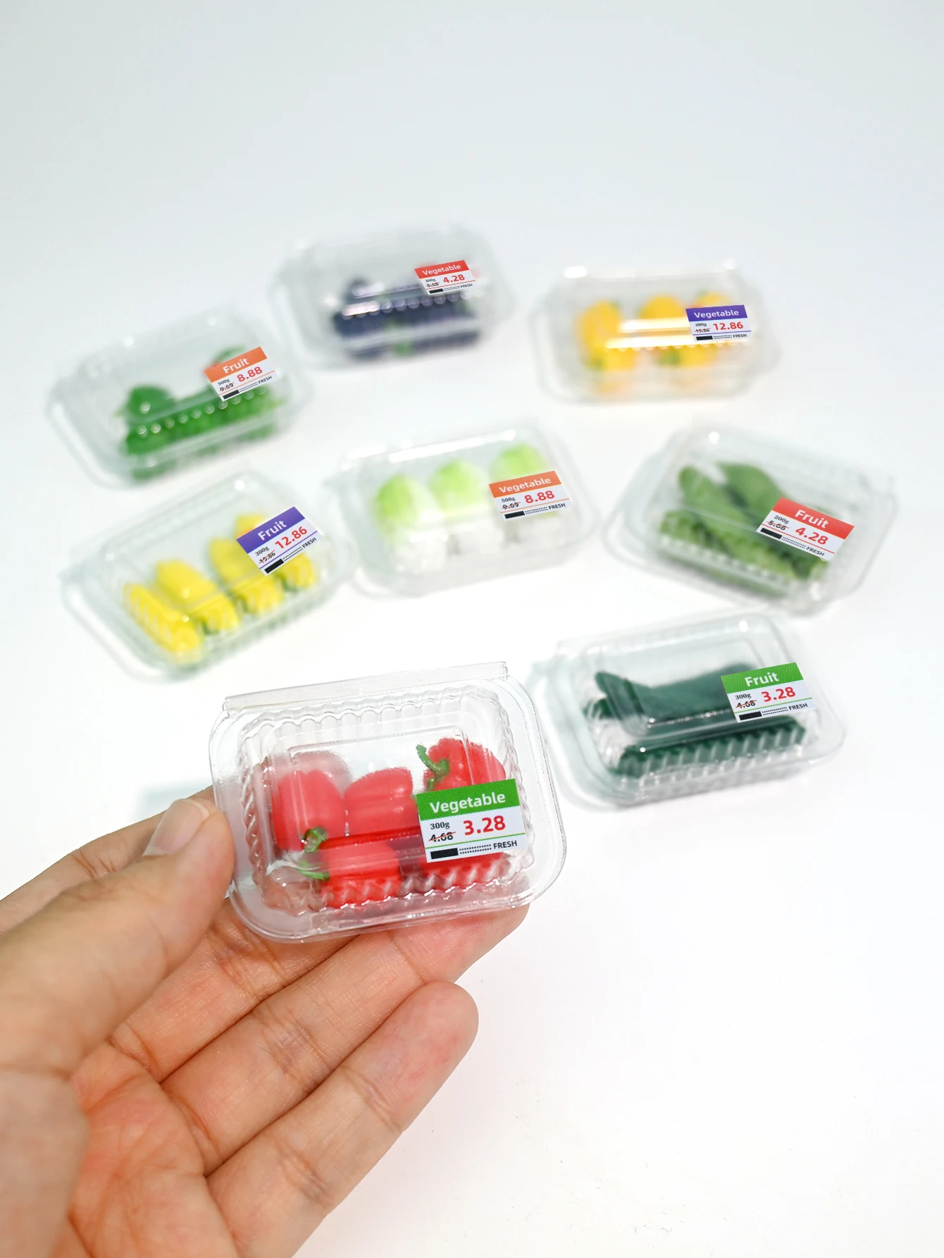 1 Stück Miniatur-Gemüse und -Obst für Puppenhäuser: Miniaturmodell im Maßstab 1:12, realistisches frisches Lebensmittel, Supermarkt-Einkauf, Küchenszenen-Dekorationsmodell (Aufklebermuster und Farben
