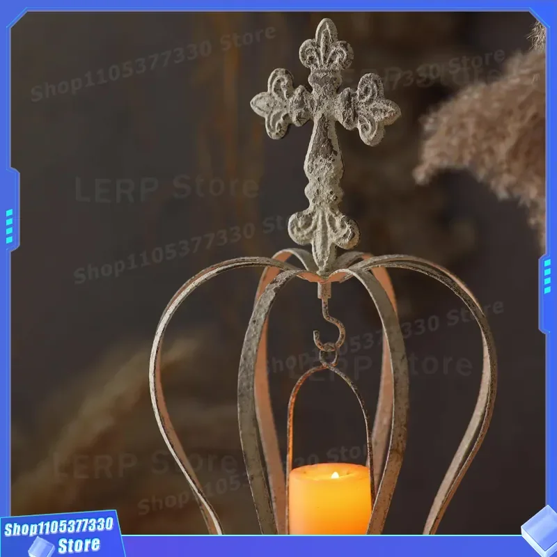 White Wrought Iron Carved Candlestick French Retro Crown Shape B&B Hotel Lighting Decoration Wabi Sabi Style Home Decor