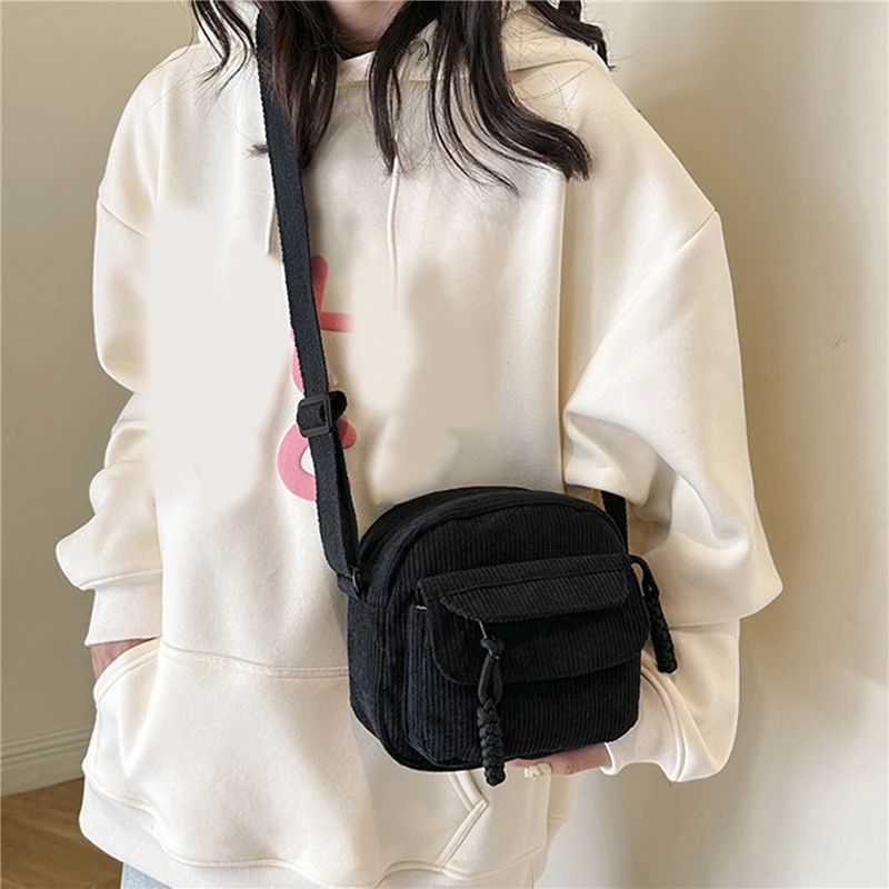 Damskie torby Crossbody Nowa mała torba kwadratowa Koreańska wersja modnej słodkiej torby na ramię Prosta przenośna