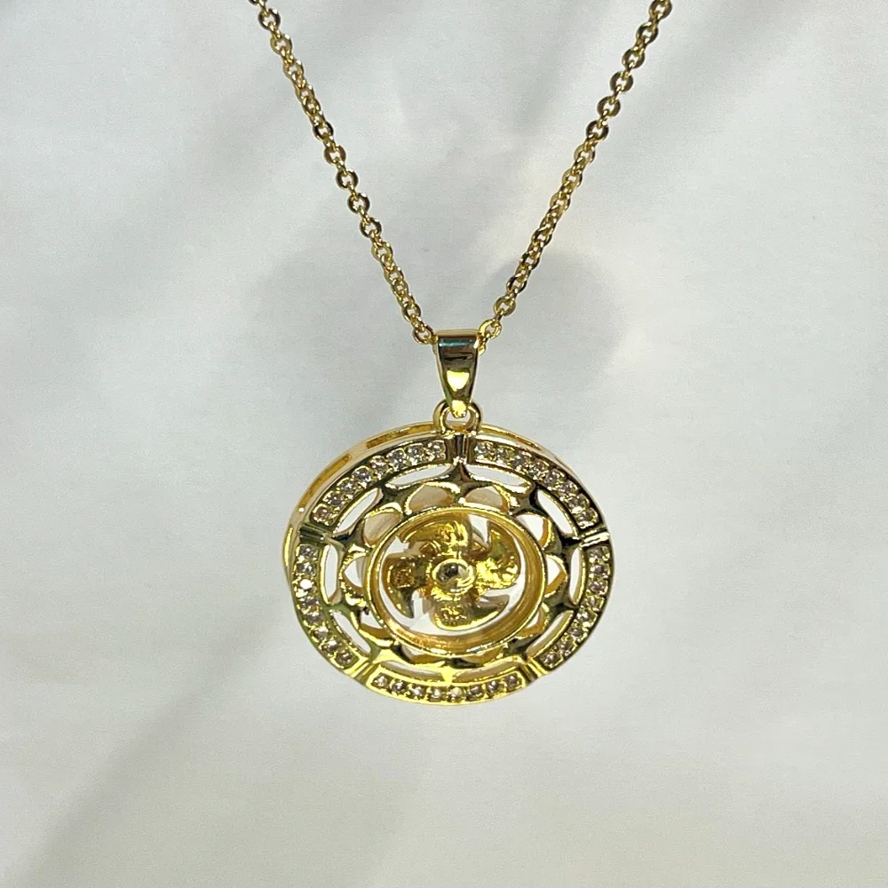 قلادة دوارة مرصعة بالألماس مستوحاة من الطراز العتيق، قلادة مجوهرات للجنسين للزينة الأنيقة