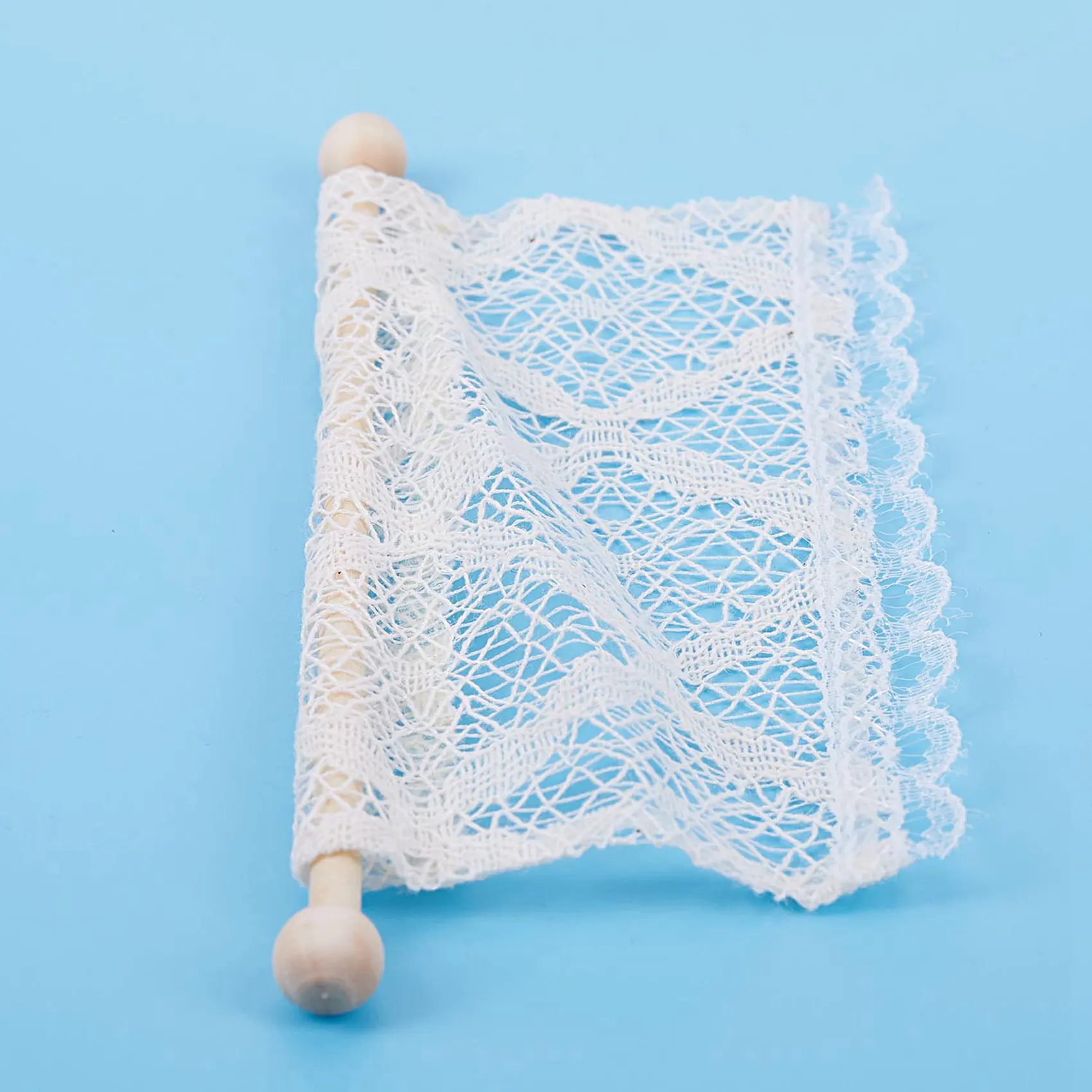 B05C-2X ผ้าม่านบ้านตุ๊กตา เฟอร์นิเจอร์จิ๋ว อุปกรณ์ตกแต่งหน้าต่าง พร้อมราวม่าน สเกล 1:12 สีเบจ