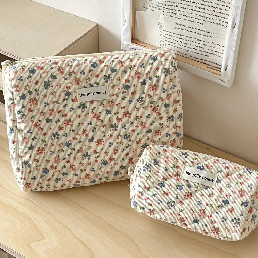 Sweet Corduroy Cotton Quilted Makeup Bag Multi-function Soft Cosmetic Storage Bag Floral Zipper Toiletry Cosmetic Pouch Travel