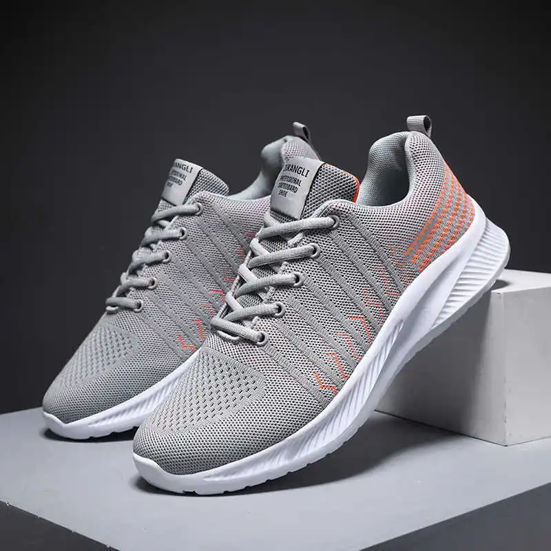 Botas marrones con suela de goma con agujeros para hombre, zapatos tejidos, zapatillas deportivas para correr, Trnis, cesta principal de alta calidad