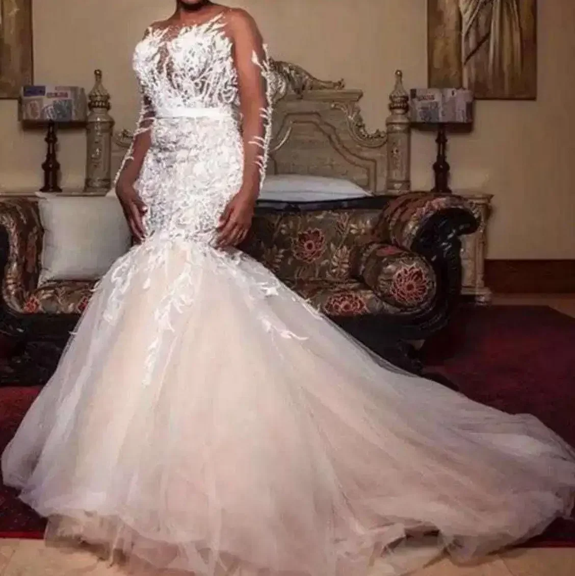 

Customized Appliques Beads Mermaid Wedding Dress Sweep Train Long Sleeves Corset Back Country Style Bridal Gown