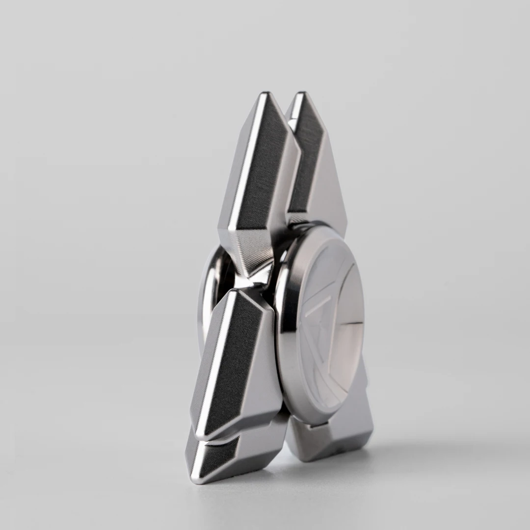 Liumang 2025 Nuovo giocattolo da tavolo di decompressione con giroscopio meccanico doppio EDC con punta delle dita in metallo