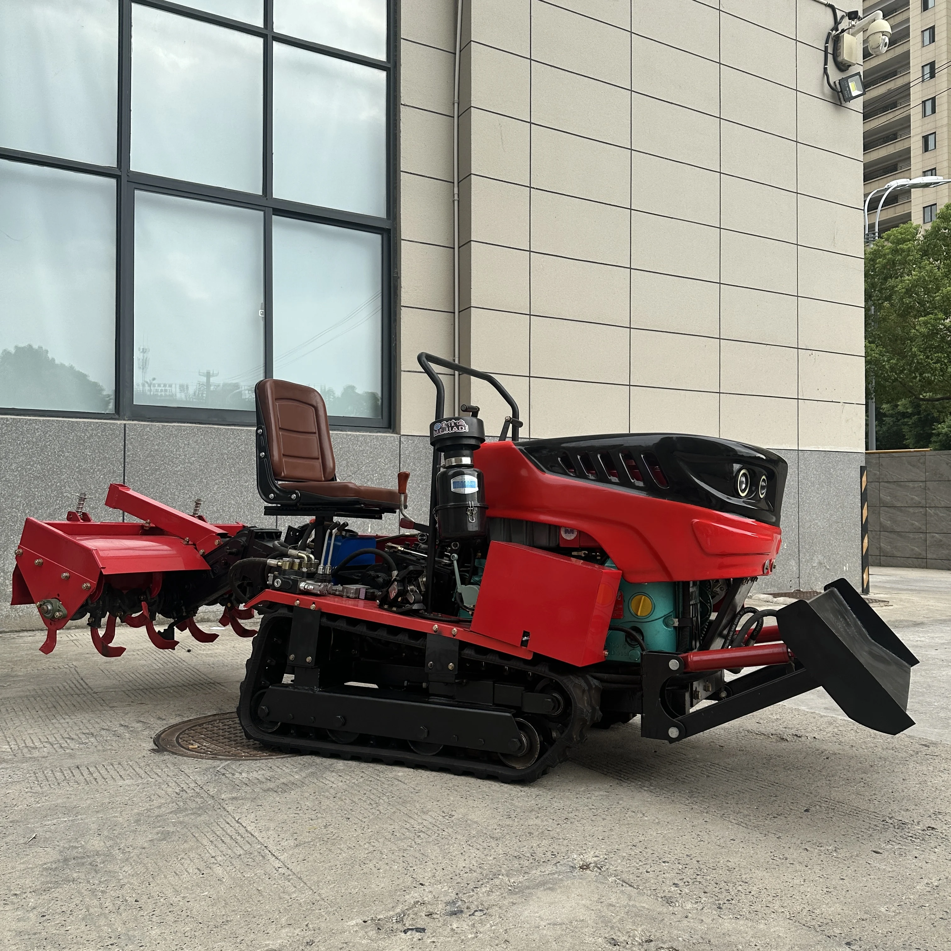 Tracked Rotary Tiller Dual-Purpose Water and Dry Land Management Machine Fertilizing and Weeding 35hp Micro Tiller