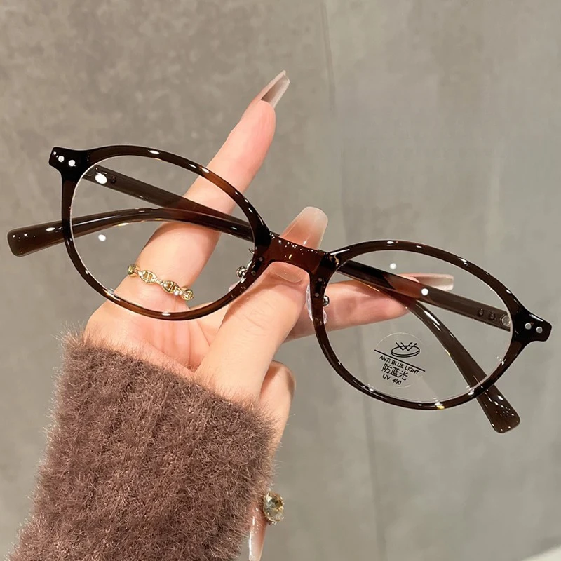 Oval-framed fashionable decorative glasses, Korean version of anti-blue light glasses for women