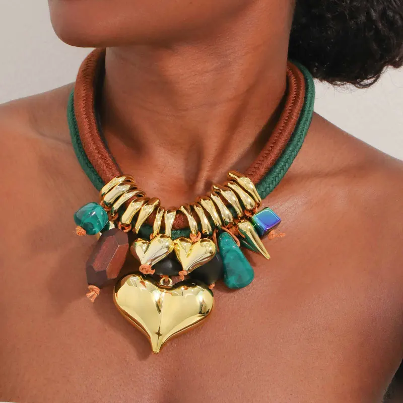 Statement Beaded Necklace Hearts Pendant for Woman Girl Wedding Party Jewelry