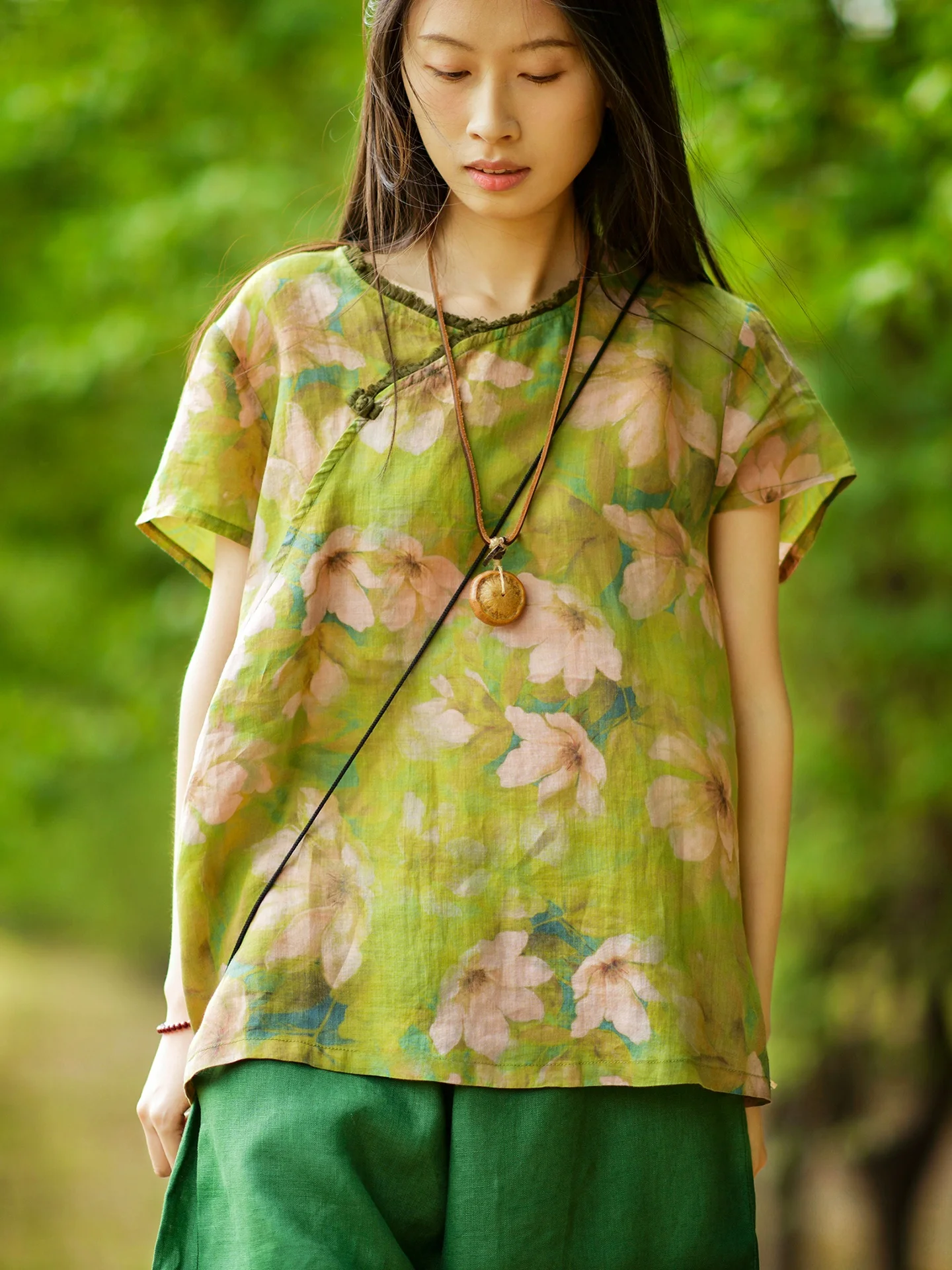 

Новая летняя коллекция 2025: Модный женский топ из чистого шелка с принтом в китайском стиле для чайной церемонии