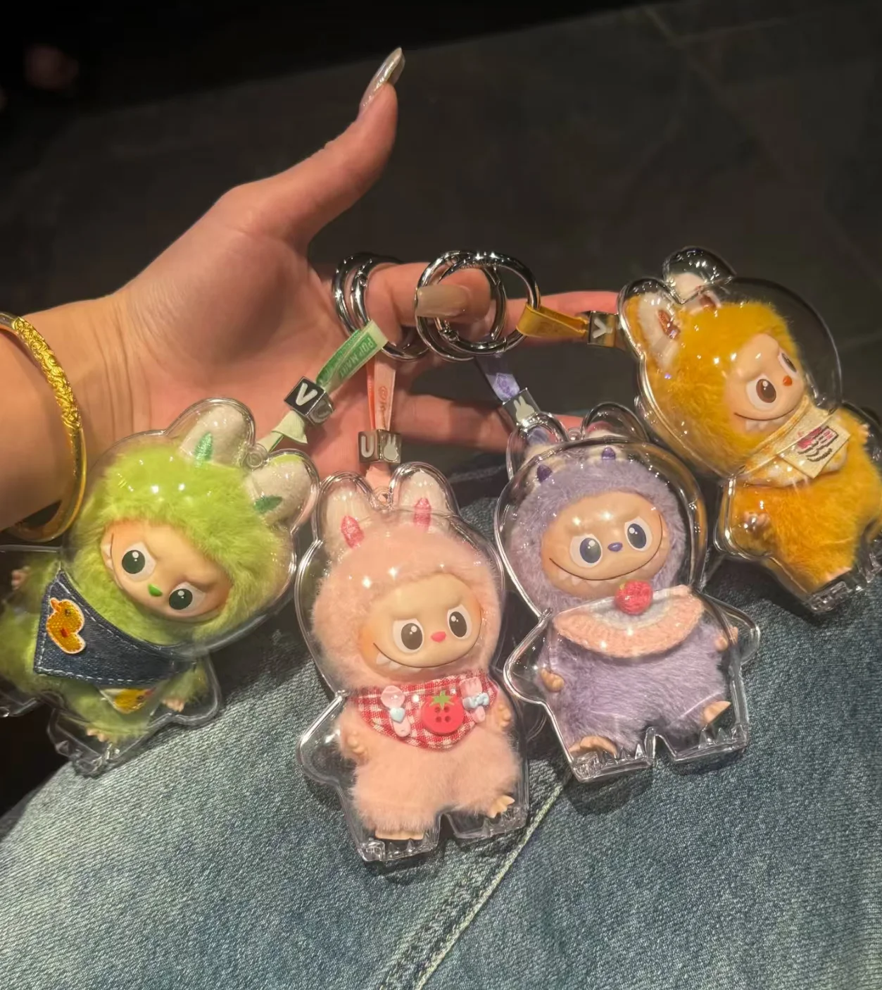 

Labubu4.0 Outdoor Protective Case, Scratch-resistant Protective Cover, MINI Doll, Acrylic Hard Shell, Labubu Accessory