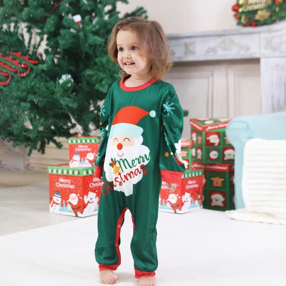 Santa Claus Print Family Matching Pajamas Long Sleeve Pullover Style 2 Pieces Pajama Set 2 Pieces Suit Cotton Blend Material