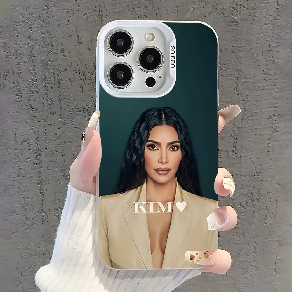 حافظة هاتف مضحكة K-Kim K-KardashianS لهاتف iPhone 17,16,15,14,13,12,11,Pro,XS,Max,Plus,Mini,SE غطاء مقاوم للصدمات من الحلوى البيضاء غير اللامعة