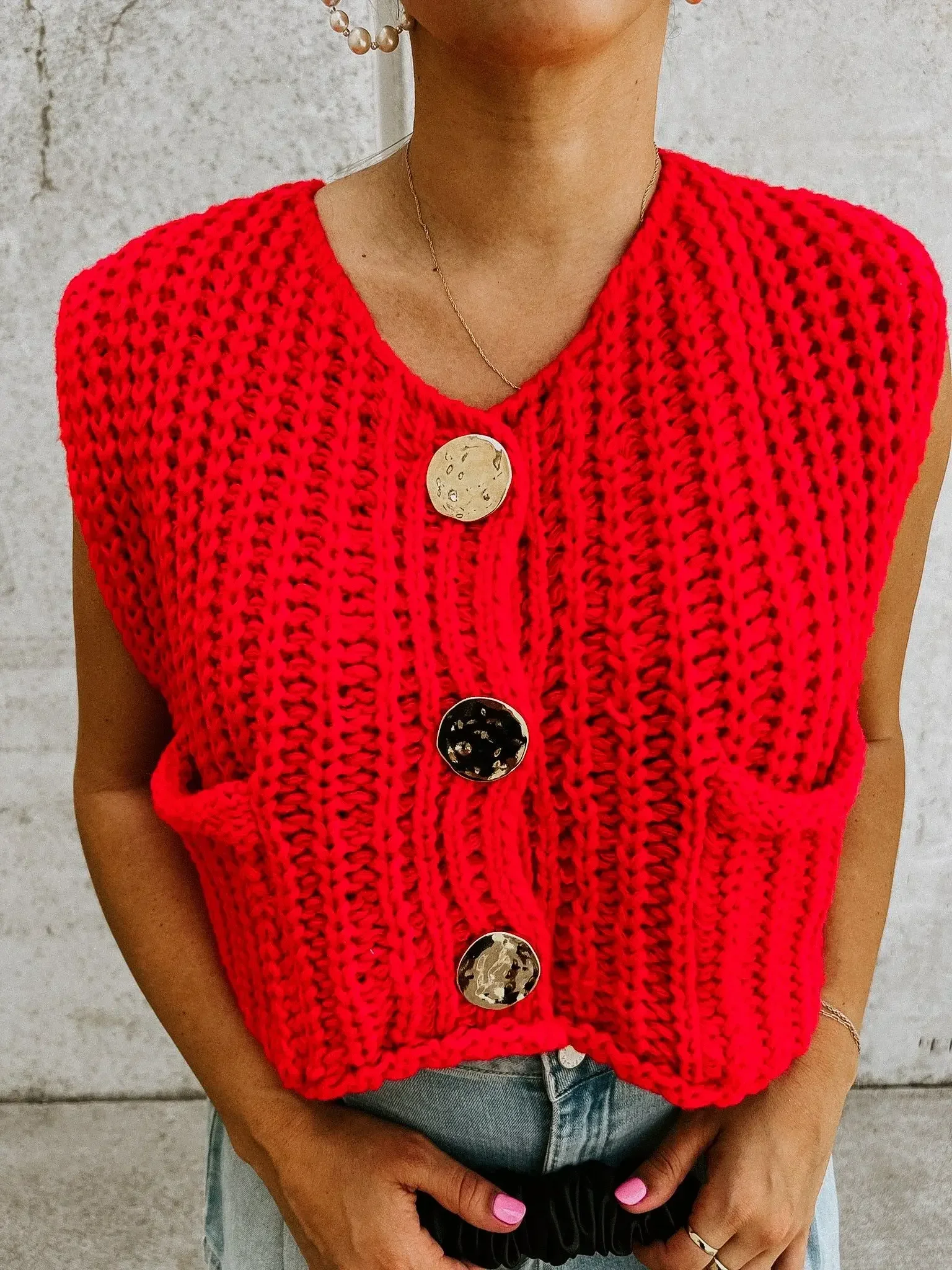 Red Chunky Sweater Vest Top with Gold Button Pocket Front Sleeveless Knitted Cardigan Sweater Women Streetwear