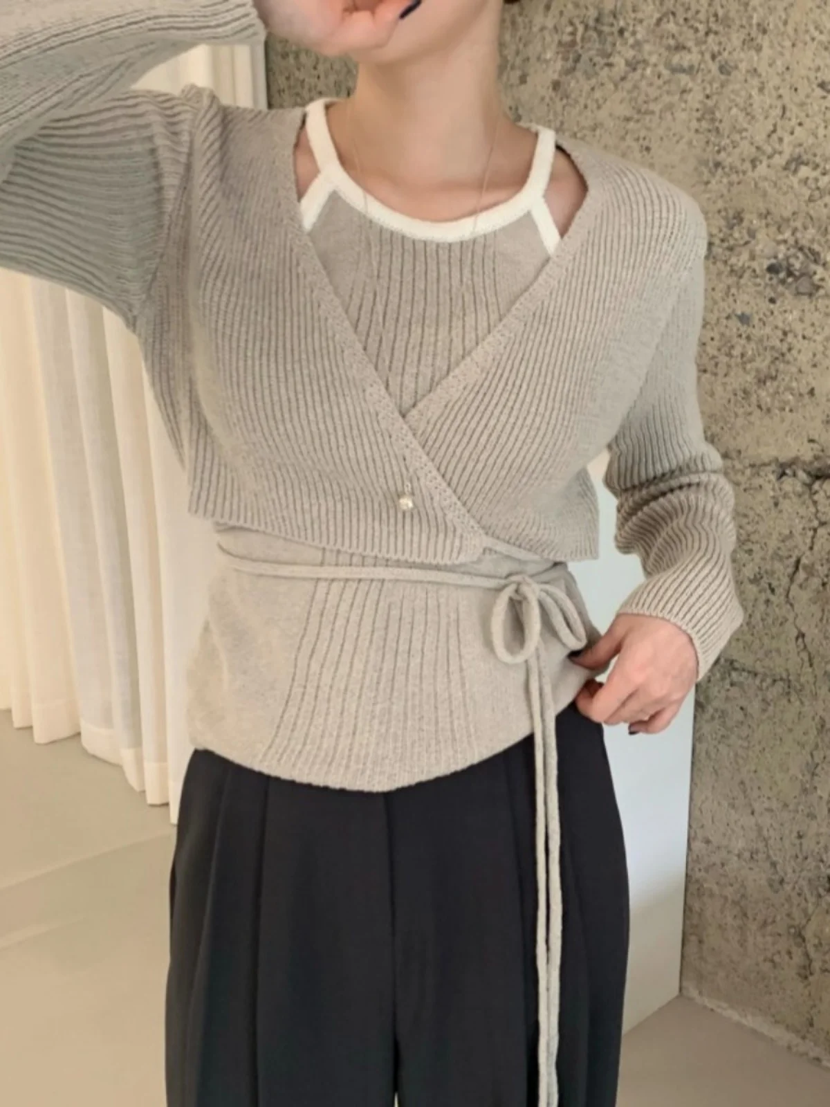 

Slimming Chic ort Knitted Sweater Set with Belt Design Fake Two-Piece Women's Faion Korean Sle Commute Wind Knitwear
