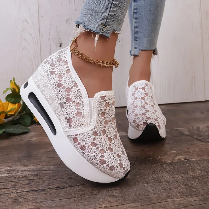 2023 New Women\'s Sneakers Floral Embroidery Mesh Sneakers for Women Slip on Casual Comfy Heeled Shoes Woman